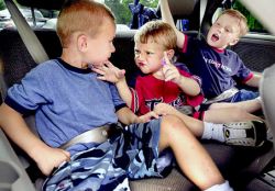 Children in cars can be a distraction. Picture by JEAN PIERI/ST. PAUL PIONEER PRESS